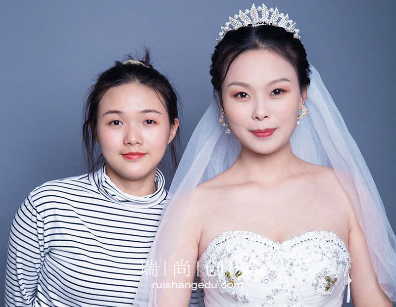 2022年了，學(xué)化妝還有前途嗎？