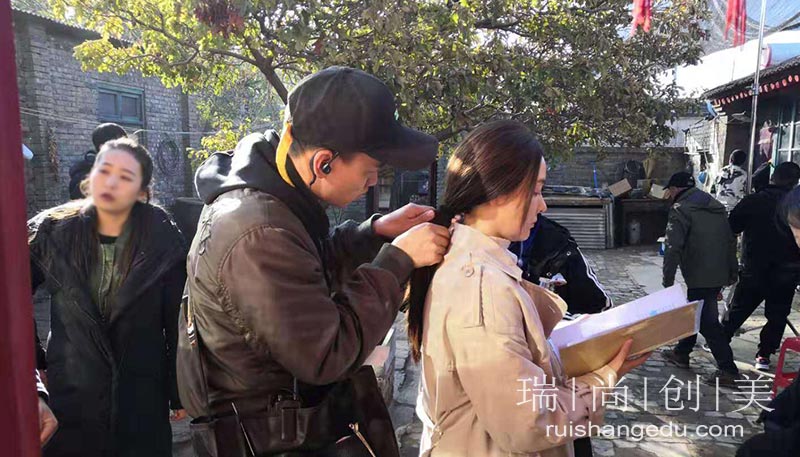 不同領(lǐng)域的化妝師收入對比，看看誰最高？