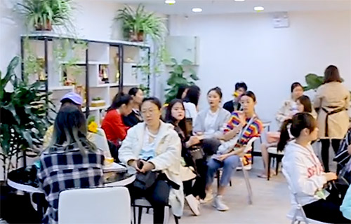 新學(xué)期！新校園！瑞尚創(chuàng)美首批新校區(qū)新生入班