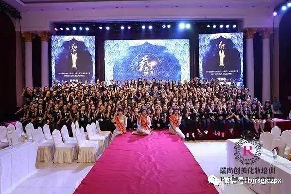 畢業(yè)生招聘：高薪差距，源于你選擇的方向！
