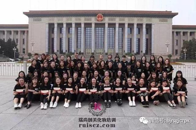 畢業(yè)生招聘：高薪差距，源于你選擇的方向！