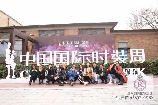 畢業(yè)生招聘：高薪差距，源于你選擇的方向！