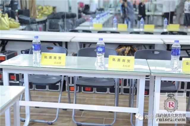 校招進(jìn)行時(shí)：百家校企合作，就業(yè)無憂！