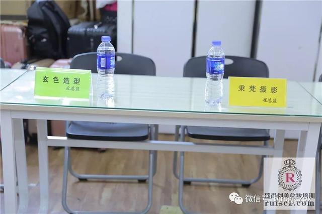 校招進(jìn)行時(shí)：百家校企合作，就業(yè)無憂！