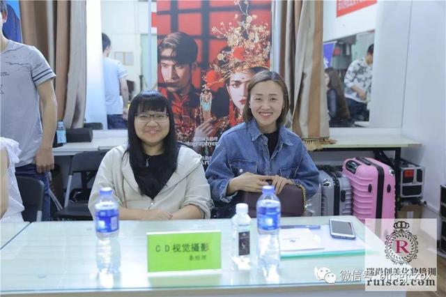 校招進(jìn)行時(shí)：百家校企合作，就業(yè)無憂！