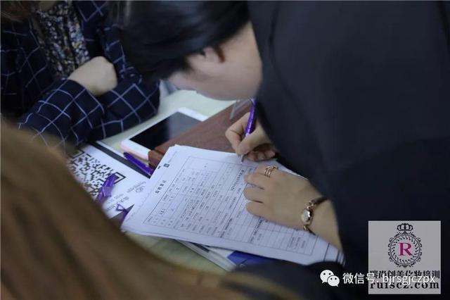 校招進(jìn)行時(shí)：百家校企合作，就業(yè)無憂！