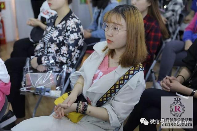 校招進(jìn)行時(shí)：百家校企合作，就業(yè)無憂！