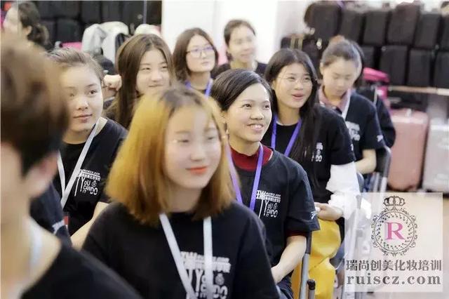 越努力越幸運(yùn)，學(xué)出你的不一young！