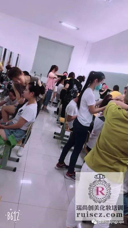 「學員實習」都是零基礎(chǔ)，憑什么他們這么優(yōu)秀？