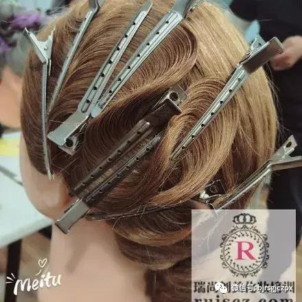 造型兩大點(diǎn)：發(fā)型or妝面，你是哪種技術(shù)的顏粉？