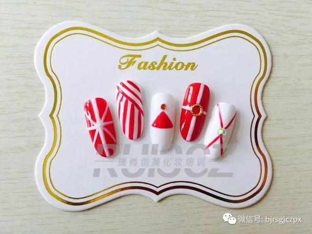 「學(xué)員作品」看作品知前景，自主創(chuàng)業(yè)還得是美甲師！
