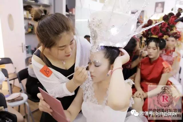 官方發(fā)糖｜“校園杯”新娘大賽，您的花絮到了，請查收！