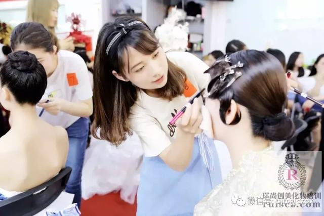 官方發(fā)糖｜“校園杯”新娘大賽，您的花絮到了，請查收！