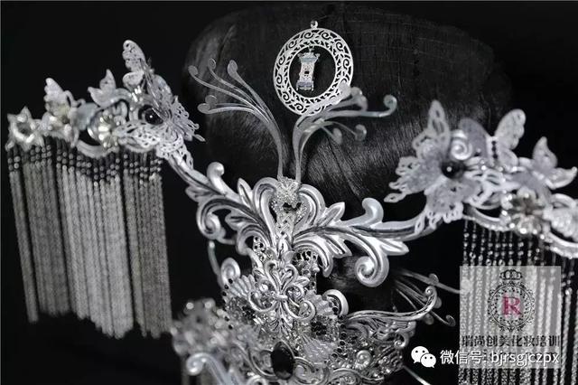 化妝師提升段位的大招，直接又簡單！