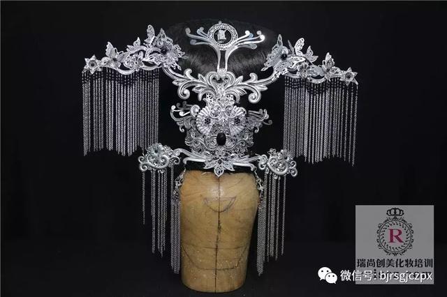 化妝師提升段位的大招，直接又簡單！