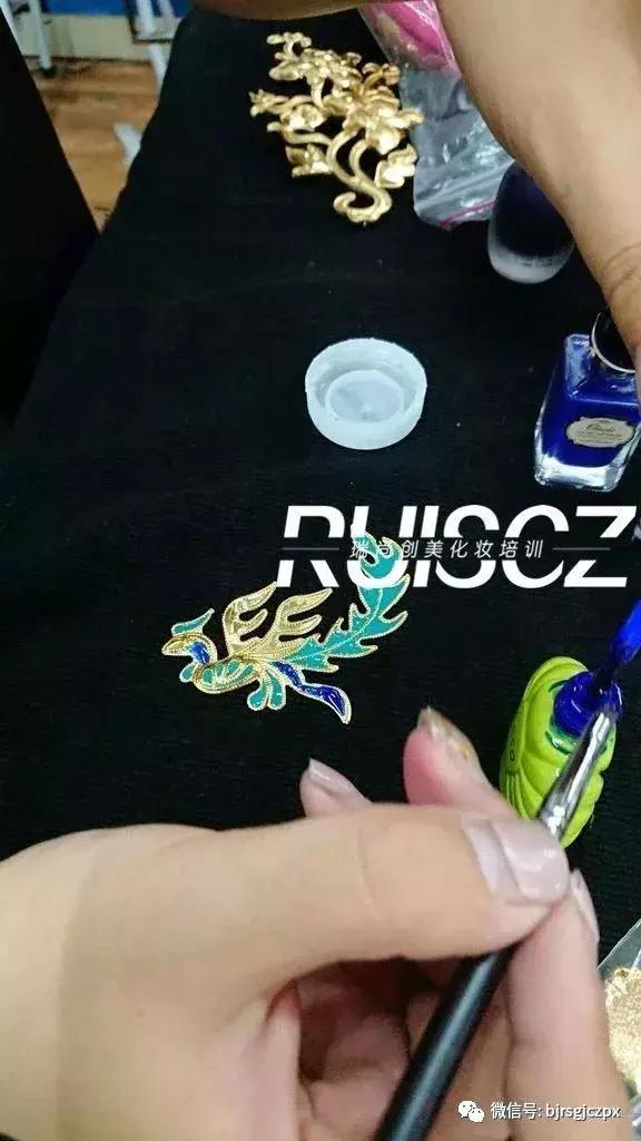 古裝造型很好做？做好飾品就不是個(gè)簡(jiǎn)單的事兒！