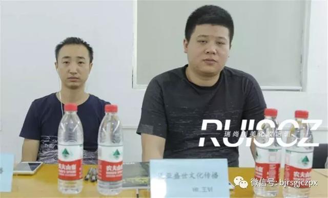 校園招聘會，在實(shí)踐中與面試官“博弈”！