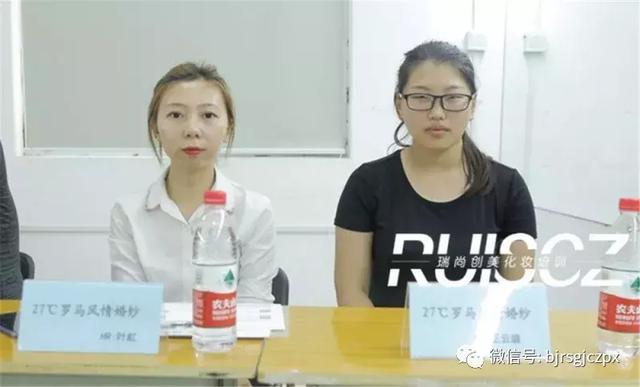 校園招聘會，在實(shí)踐中與面試官“博弈”！