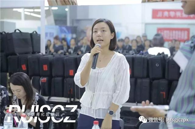 化妝師應聘攻略，實戰(zhàn)經(jīng)驗才是就業(yè)的本錢！