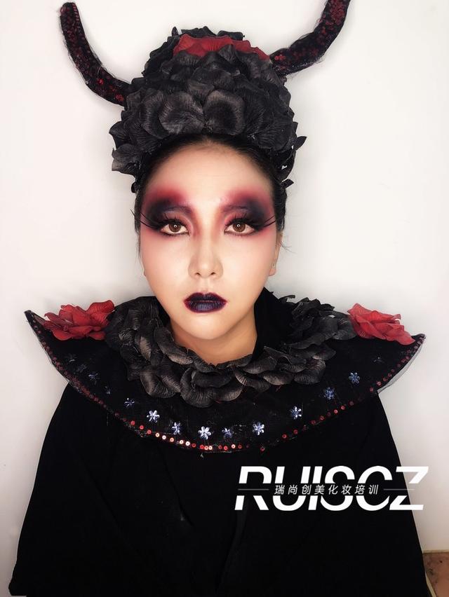 學(xué)員考核進行時，什么樣的作品更加“有看頭”？