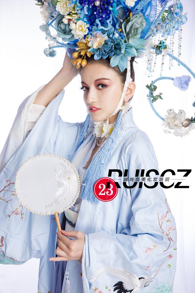 顏值攻勢(shì)再來(lái)一波，大賽高清定妝照繼續(xù)放送！