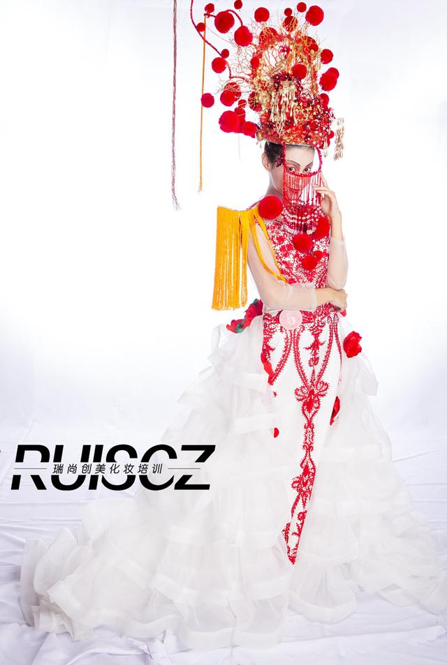 顏值攻勢(shì)再來(lái)一波，大賽高清定妝照繼續(xù)放送！