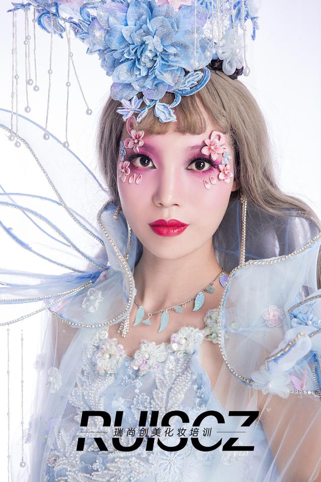 顏值攻勢(shì)再來(lái)一波，大賽高清定妝照繼續(xù)放送！