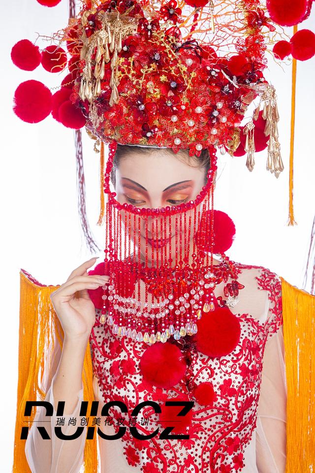 顏值攻勢(shì)再來(lái)一波，大賽高清定妝照繼續(xù)放送！