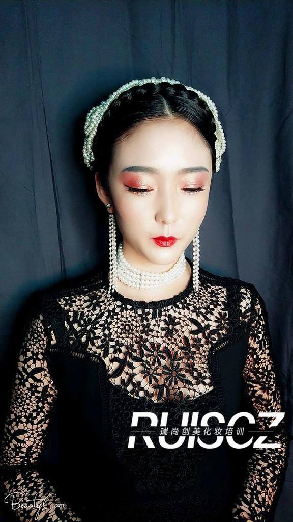 時尚班月考：不按套路出牌，才是真創(chuàng)意