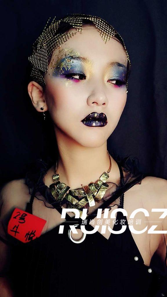 時尚班月考：不按套路出牌，才是真創(chuàng)意