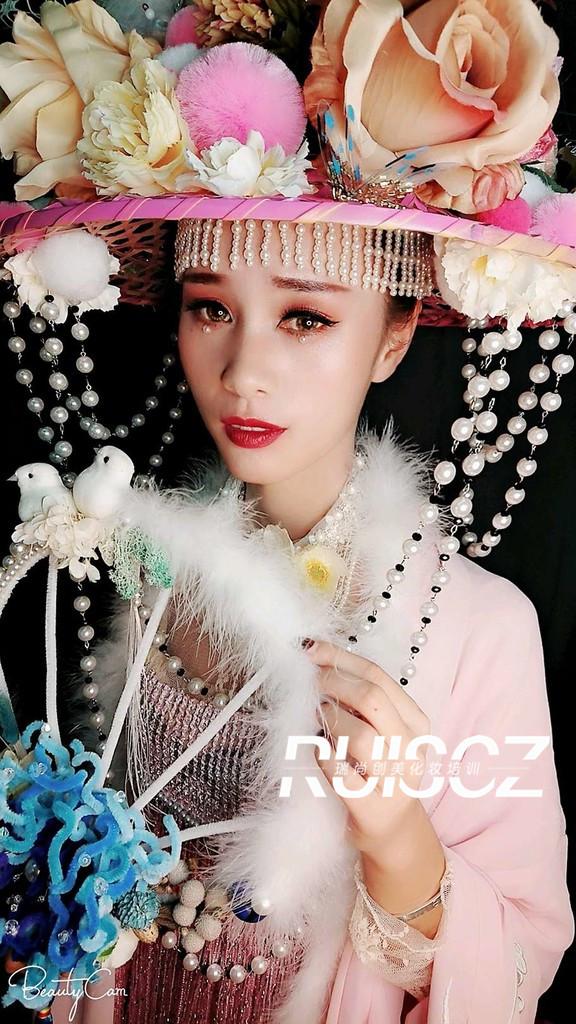 時尚班月考：不按套路出牌，才是真創(chuàng)意