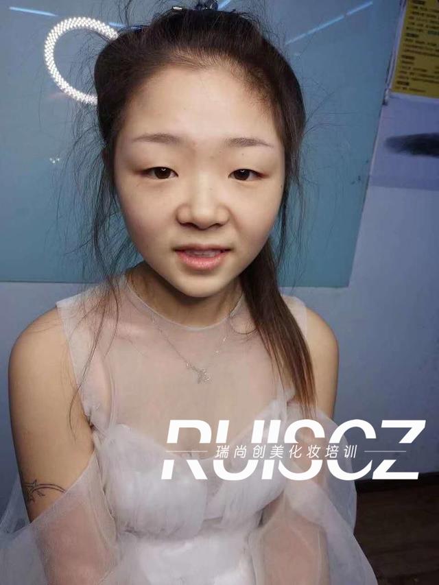時尚班月考：不按套路出牌，才是真創(chuàng)意