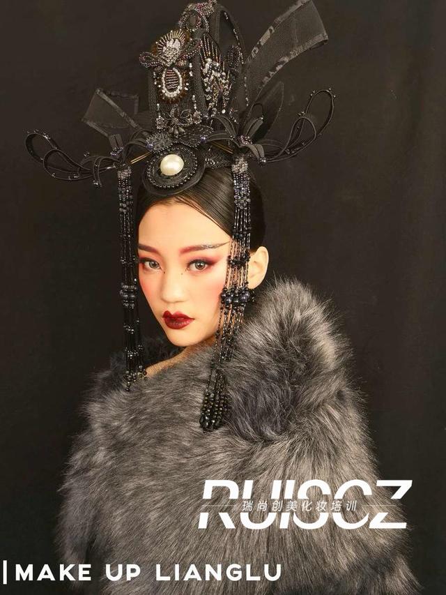 「影視」妖魔當(dāng)?shù)?，看化妝師如何把“妖氣”化出來！