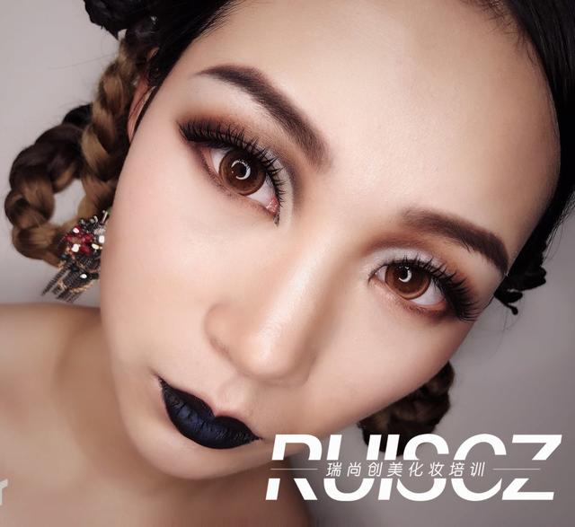 時(shí)尚眼妝寶典，歐式眼妝原來這么多料！
