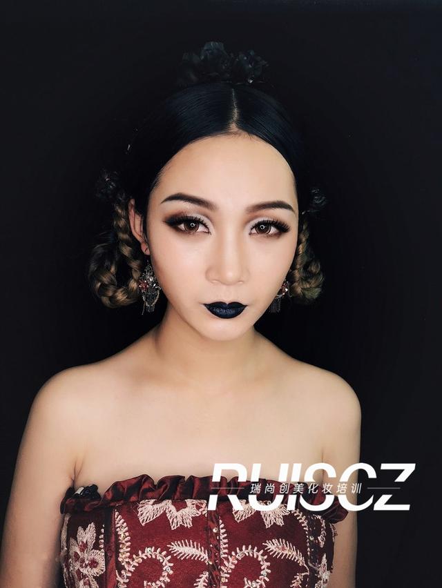 時(shí)尚眼妝寶典，歐式眼妝原來這么多料！