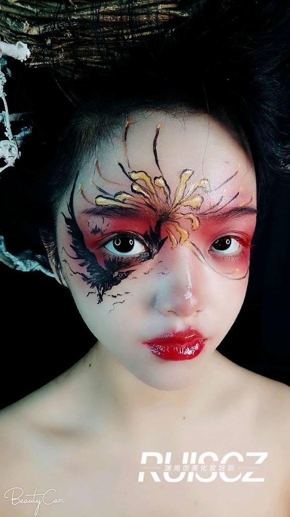 玩轉視覺美妝，雜志級創(chuàng)意彩繪妝！
