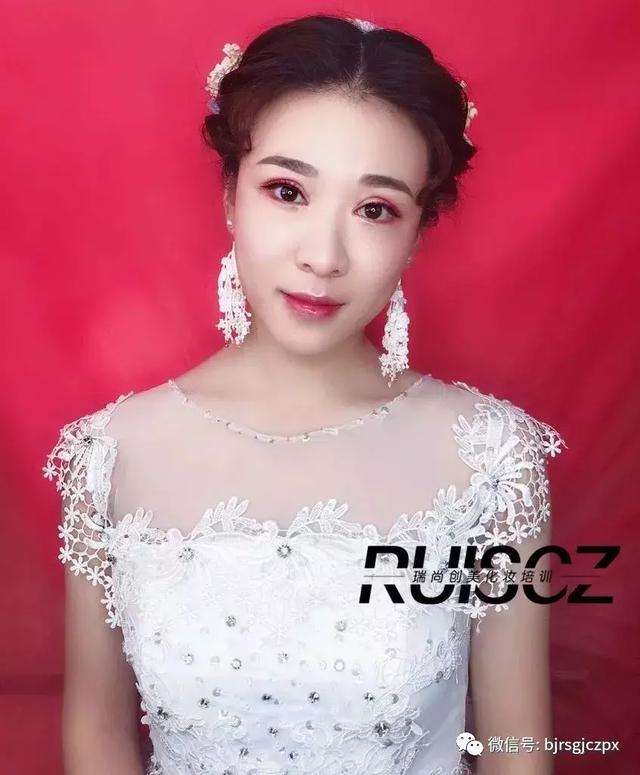 跟妝老司機(jī)的新娘早妝，大有不同！