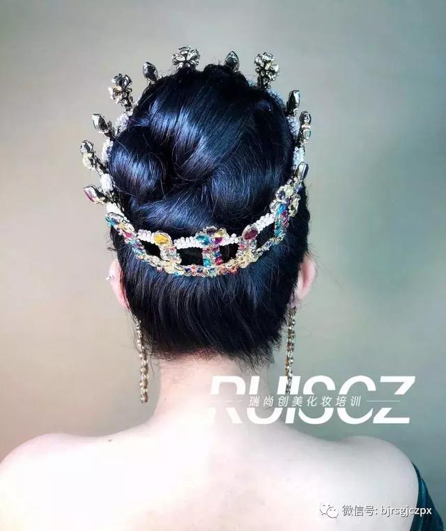 超氣質(zhì)的奢華晚宴妝，任何場子都沒在怕的！