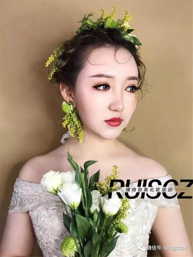 課堂妝精美起來，一點(diǎn)不輸高級(jí)樣片！