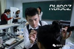 男孩學(xué)彩妝好么？男孩子適合學(xué)彩妝嗎？