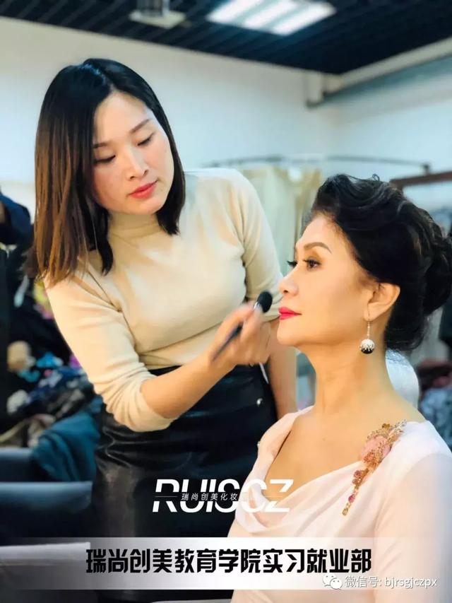 清華大學(xué)+北京師范+交通大學(xué)，北京名校129活動(dòng)造型工作