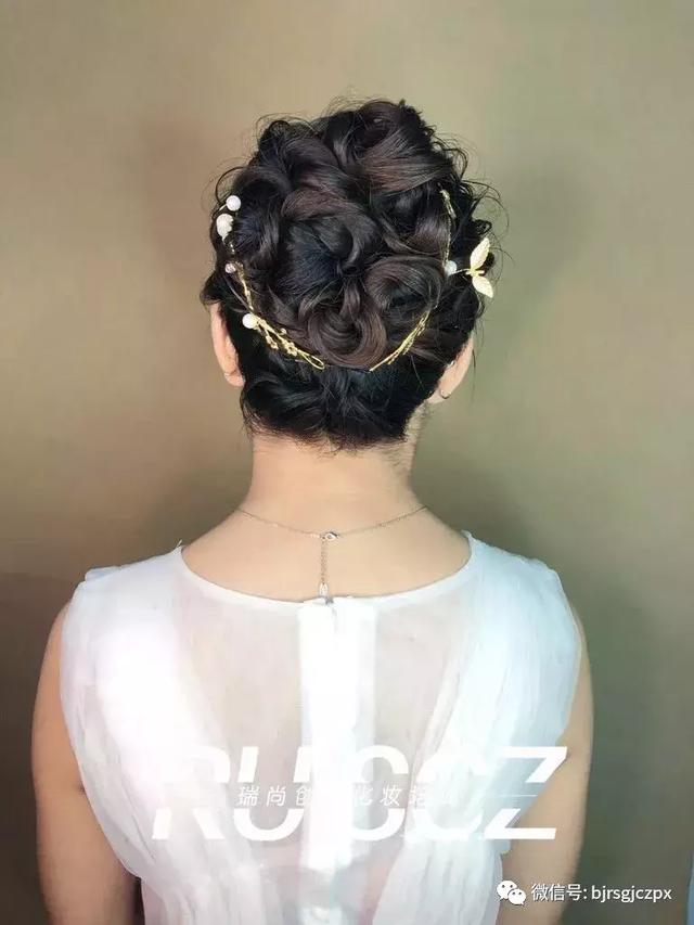 學員月考作品欣賞:不同風格的新娘造型