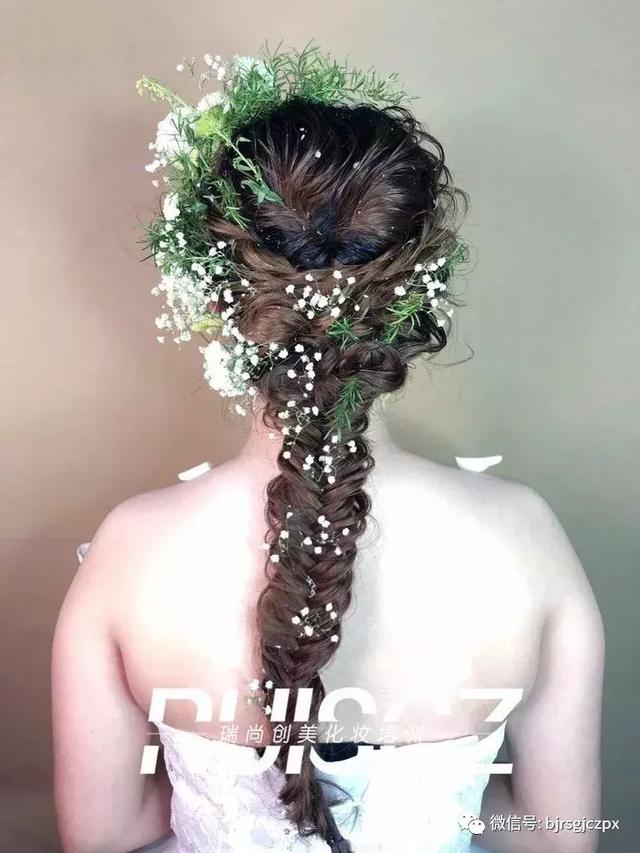 學員月考作品欣賞:不同風格的新娘造型