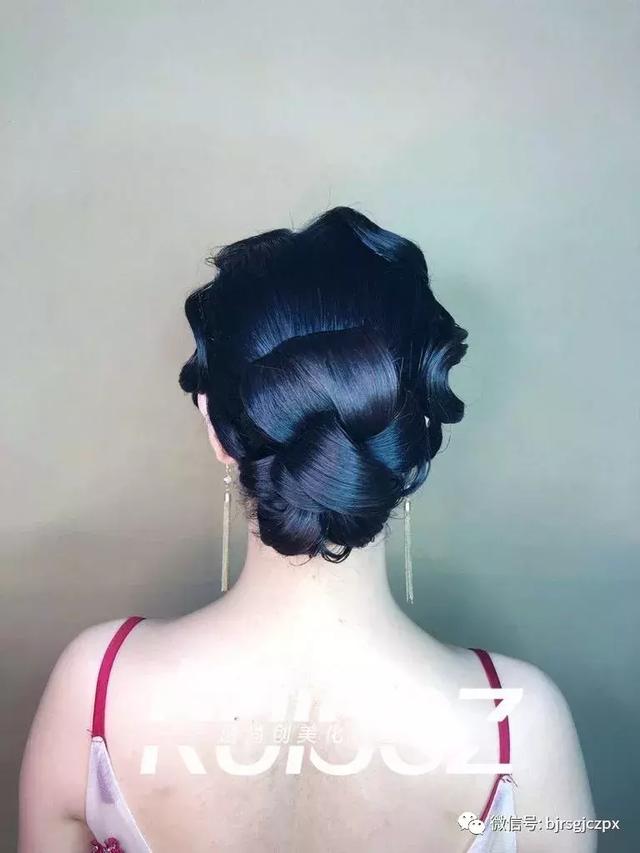 學員月考作品欣賞:不同風格的新娘造型