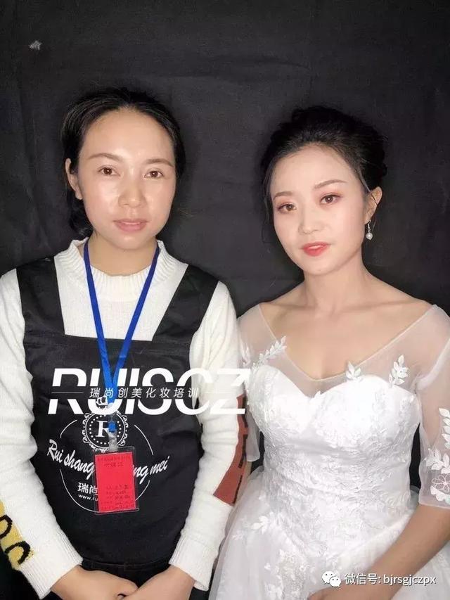 學(xué)員月考｜基礎(chǔ)班新娘造型，不同的靈感不同的詮釋！