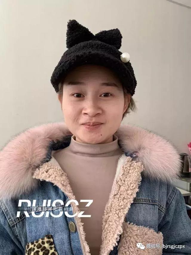色彩藝術強勢回歸，多元化另類彩色煙熏妝