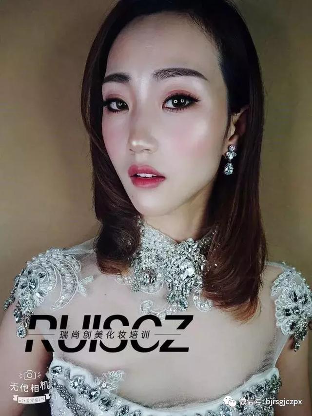 造型指南｜年會(huì)、紅毯、頒獎(jiǎng)禮，造型還能這么玩？