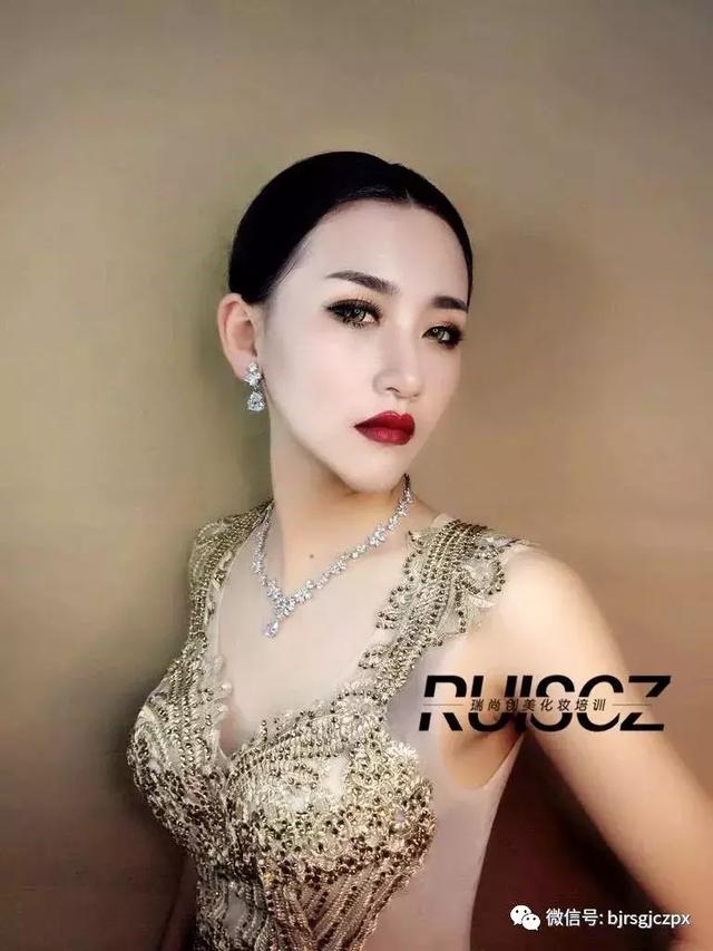 造型指南｜年會(huì)、紅毯、頒獎(jiǎng)禮，造型還能這么玩？