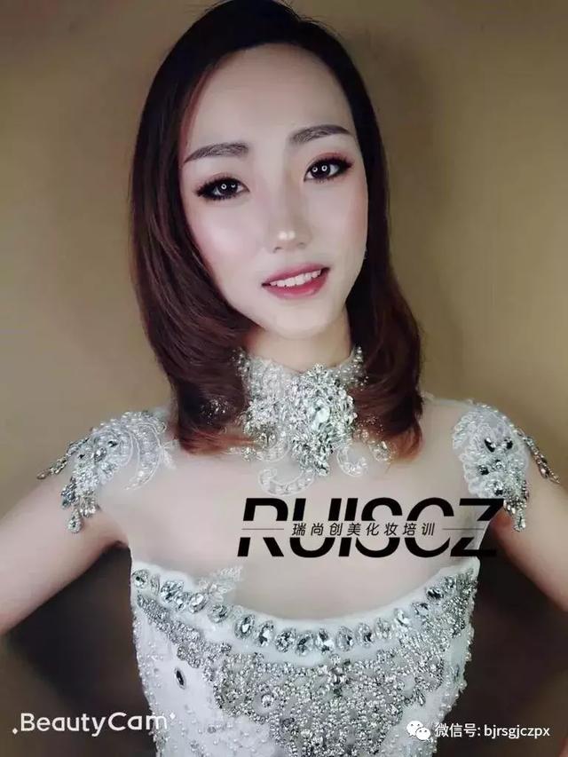 造型指南｜年會(huì)、紅毯、頒獎(jiǎng)禮，造型還能這么玩？