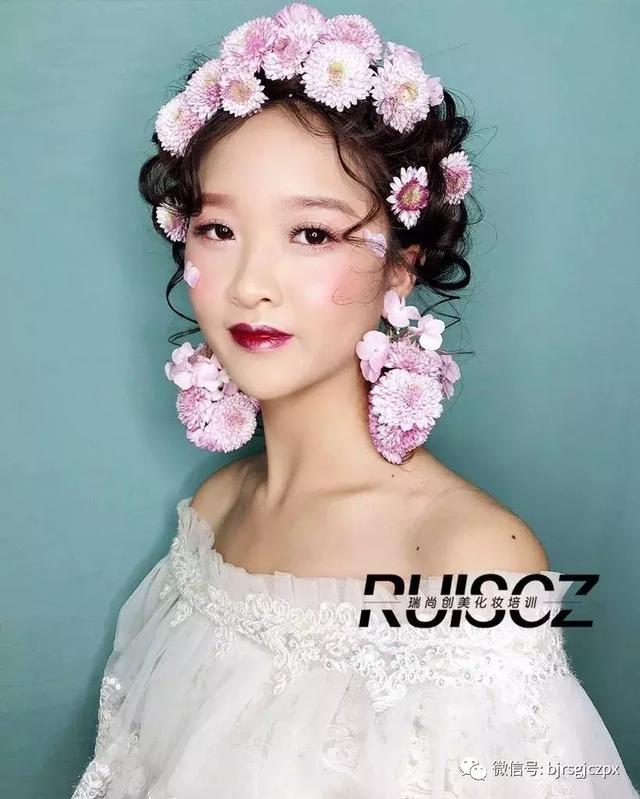 經(jīng)典的鮮花新娘，居然也有N種打開方式！